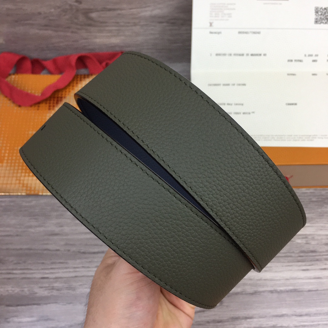 Louis Vuitton LV Shape 40MM Reversible Belt - DopestKickz