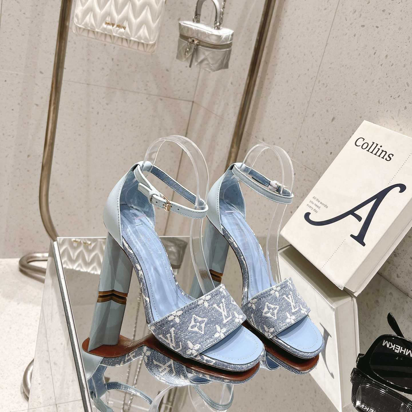 Louis Vuitton Silhouette Sandal   1AAZT8 - DopestKickz