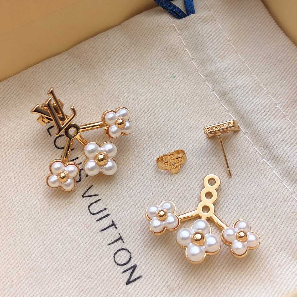 Louis Vuitton Earrings  - DopestKickz