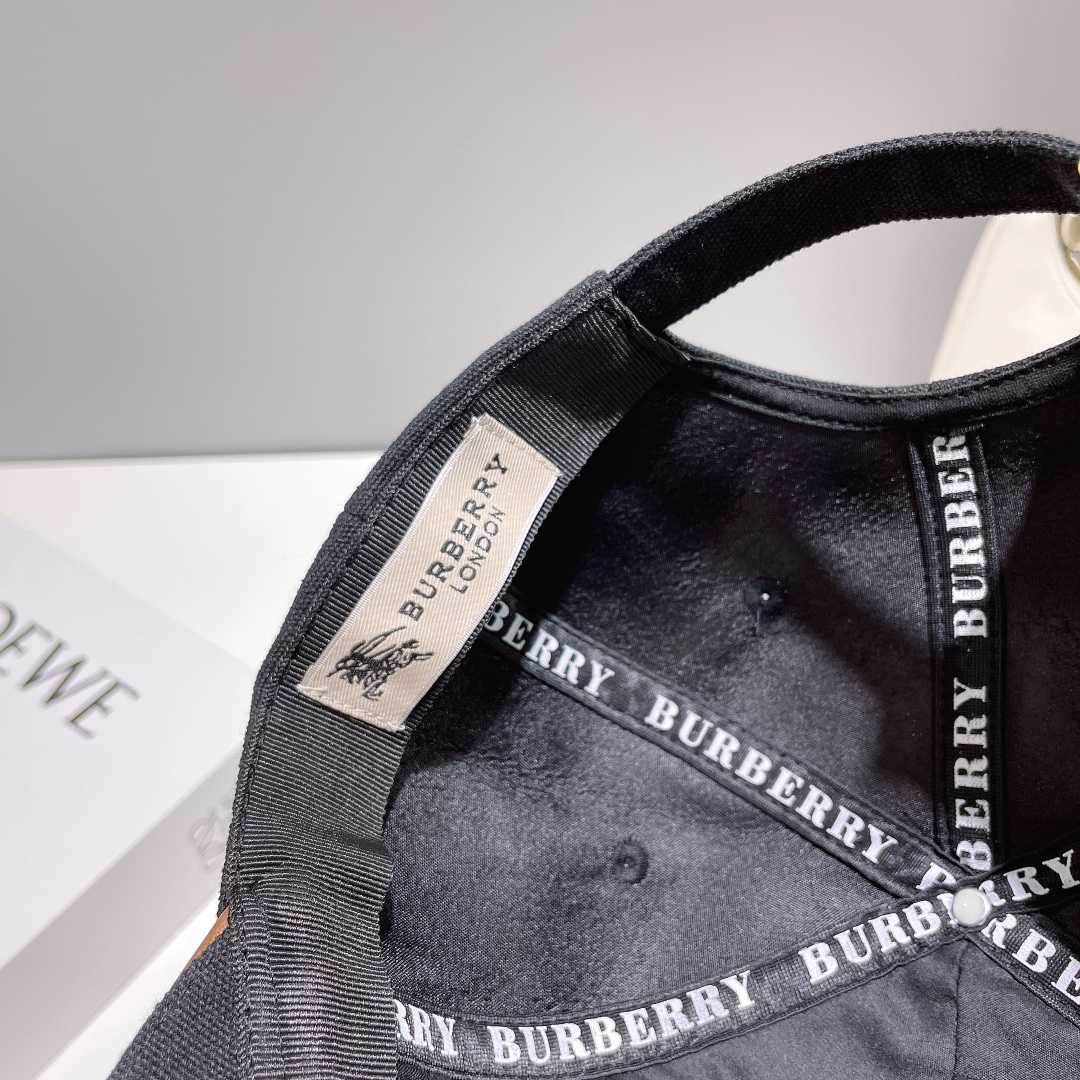 Burberry Baseball Cap - DopestKickz