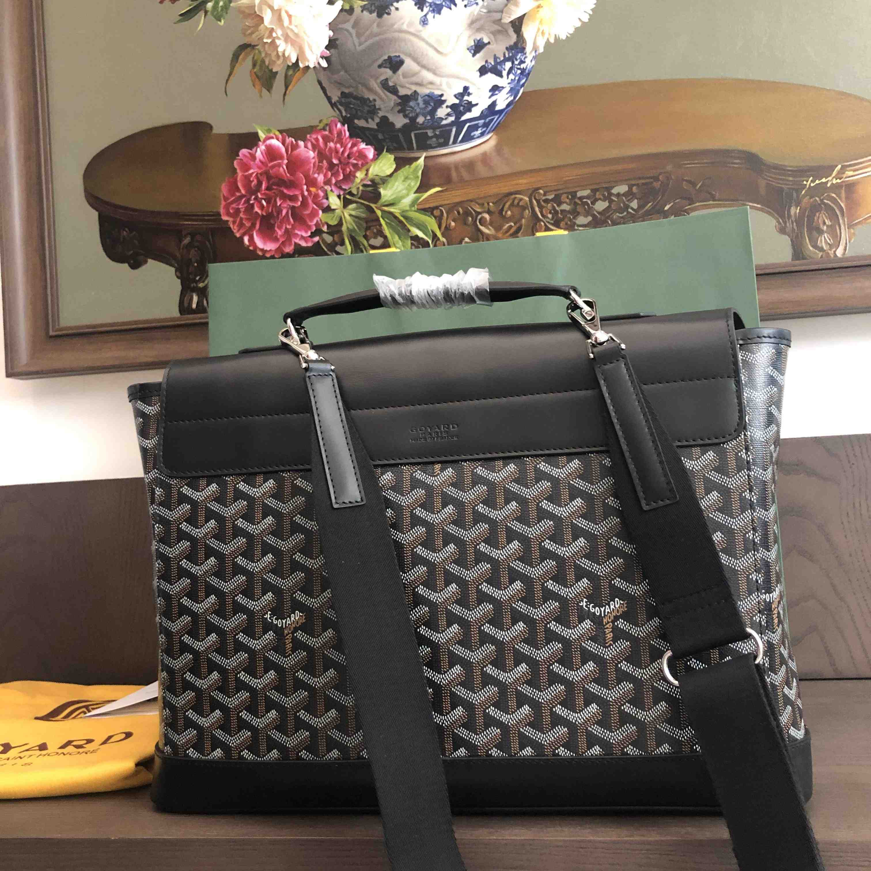 Goyard Citadin PM Messenger Bag  (38-26-8cm) - DopestKickz