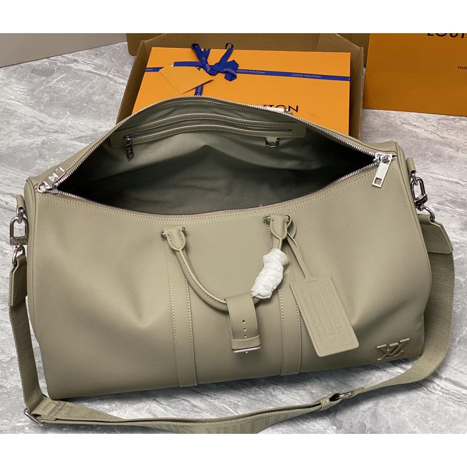 Louis Vuitton Keepall Bandoulière 50   (50 x 29 x 23 cm) M22609 - DopestKickz