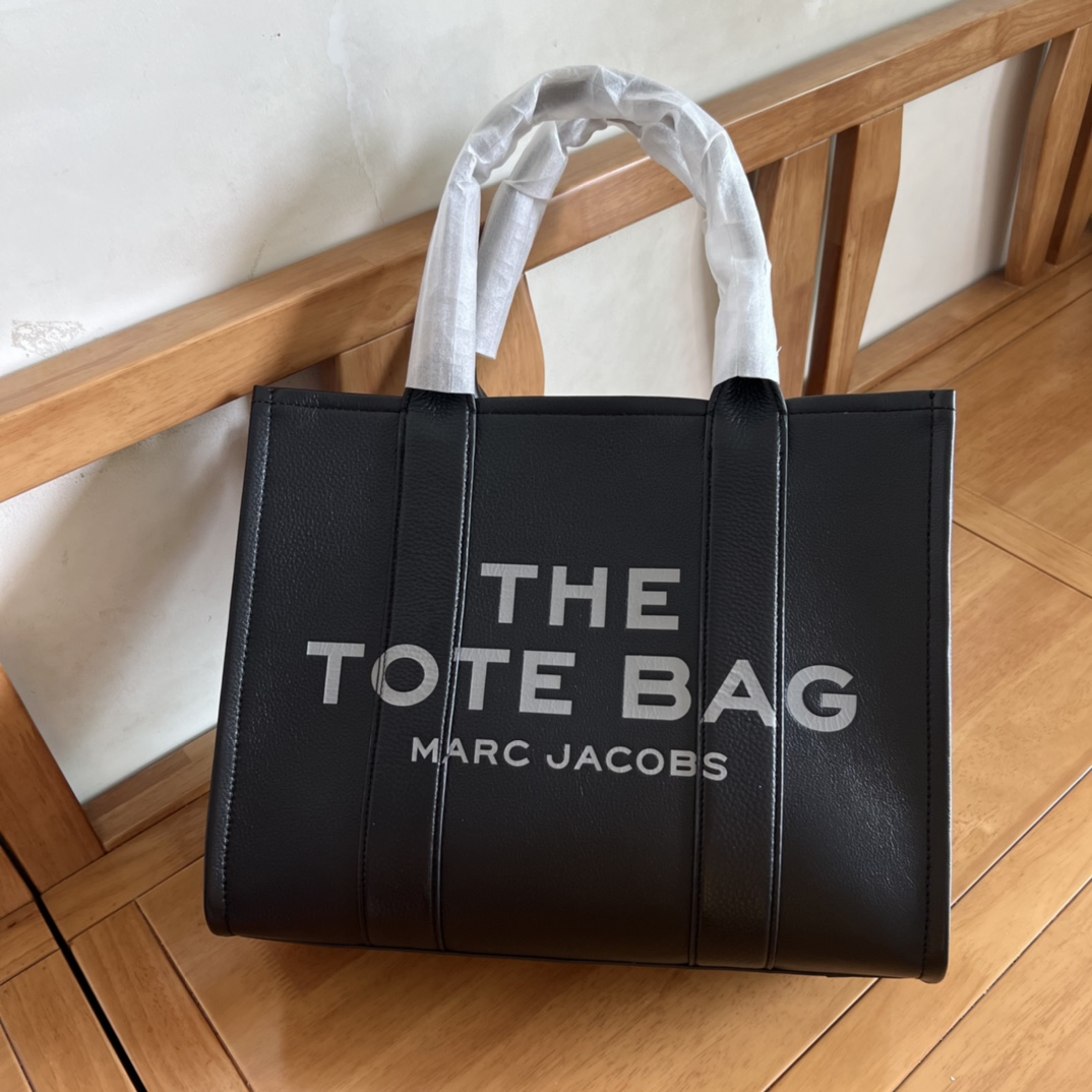 Marc Jacobs The Leather Large Tote Bag   41cm - DopestKickz