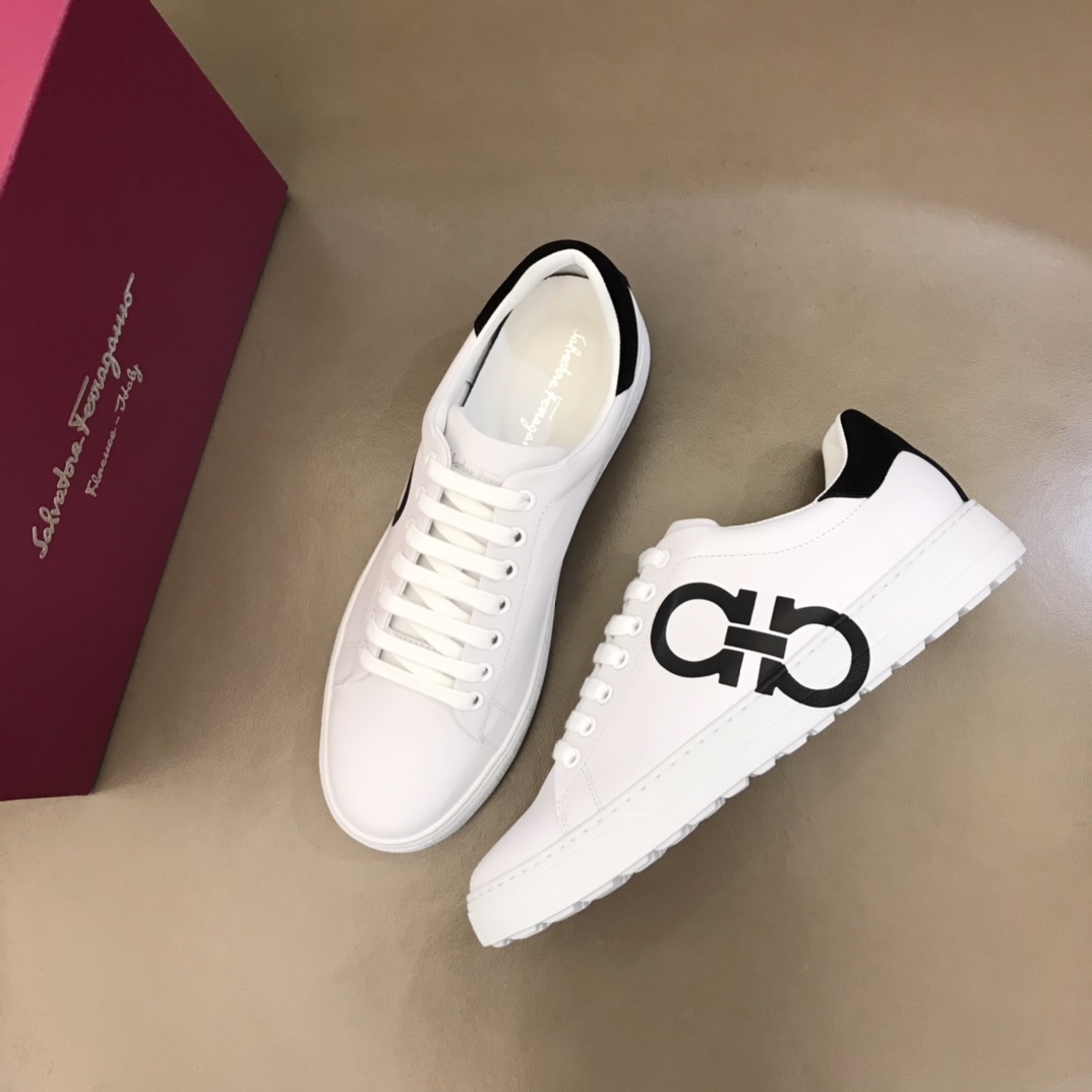Ferragamo Gancini Sneaker - DopestKickz