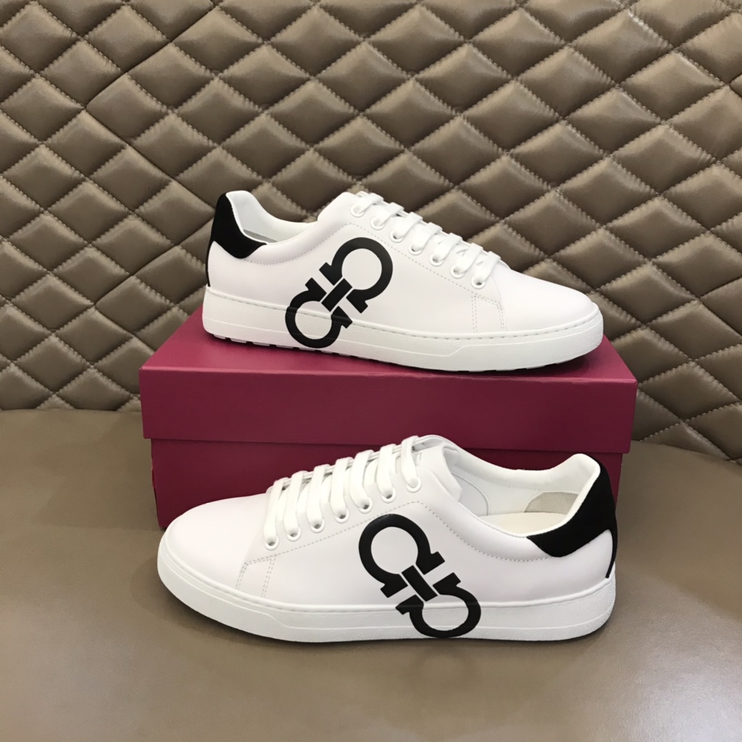 Ferragamo Gancini Sneaker - DopestKickz