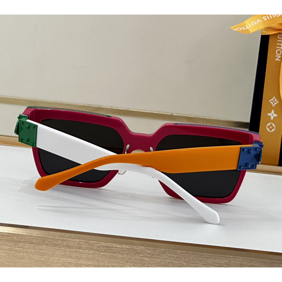 Louis Vuitton 1.1 Millionaires Sunglasses   Z2179  - DopestKickz