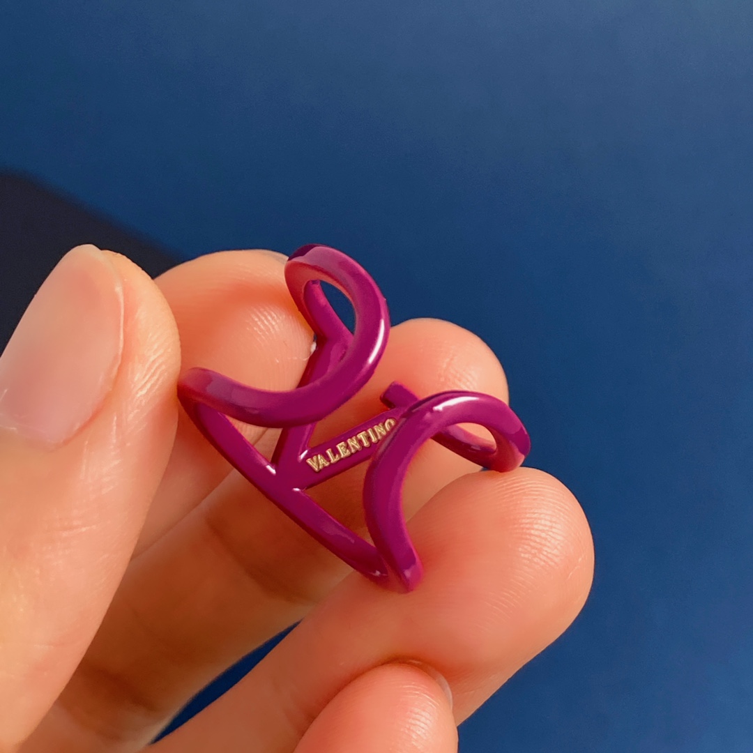 Valenti VLogo Signature Metal Ring - DopestKickz