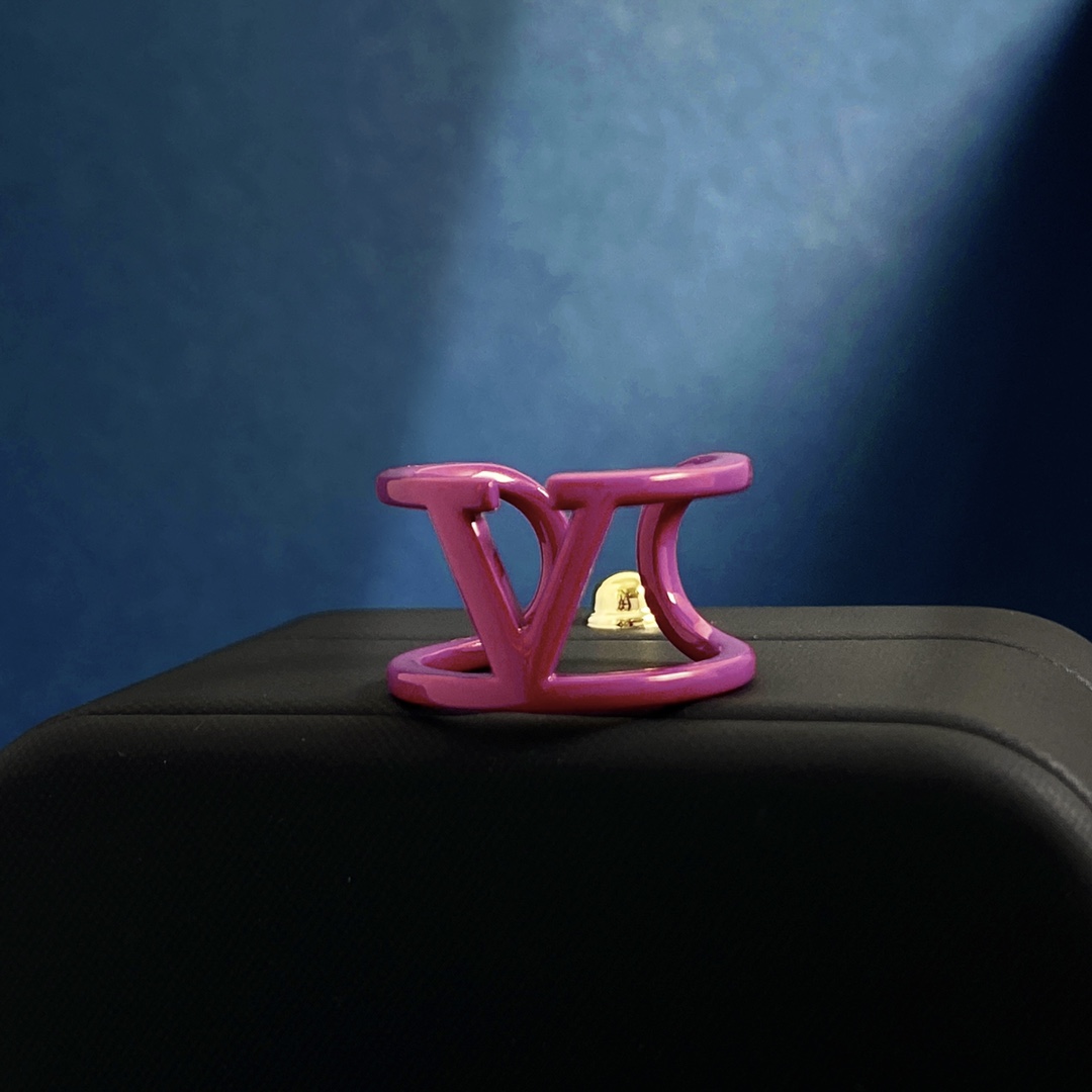 Valenti VLogo Signature Metal Ring - DopestKickz
