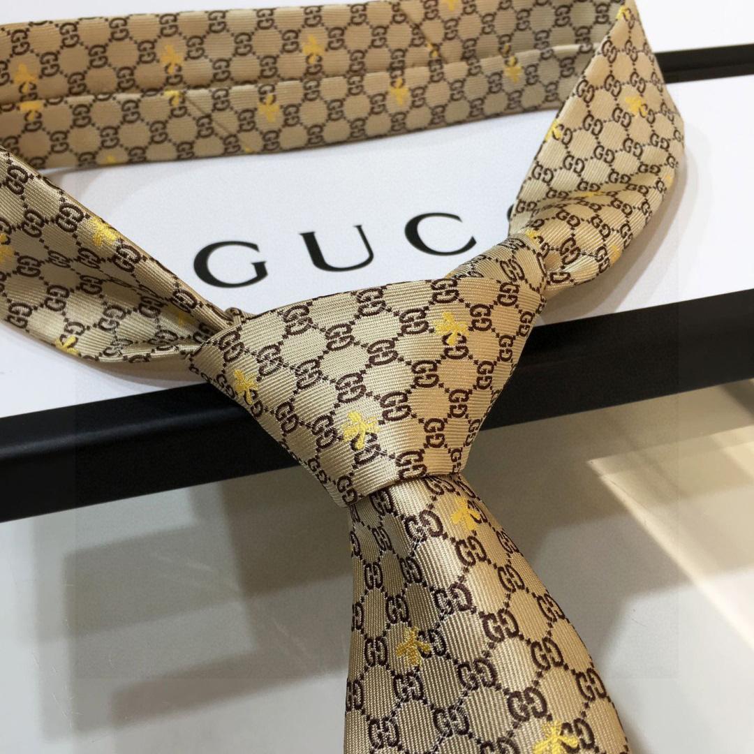 Gucci GG Bees Silk Tie - DopestKickz
