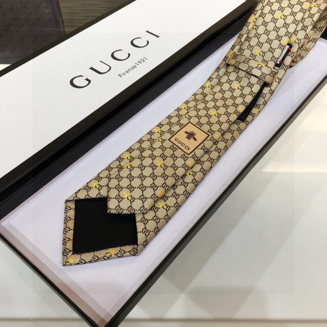 Gucci GG Bees Silk Tie - DopestKickz