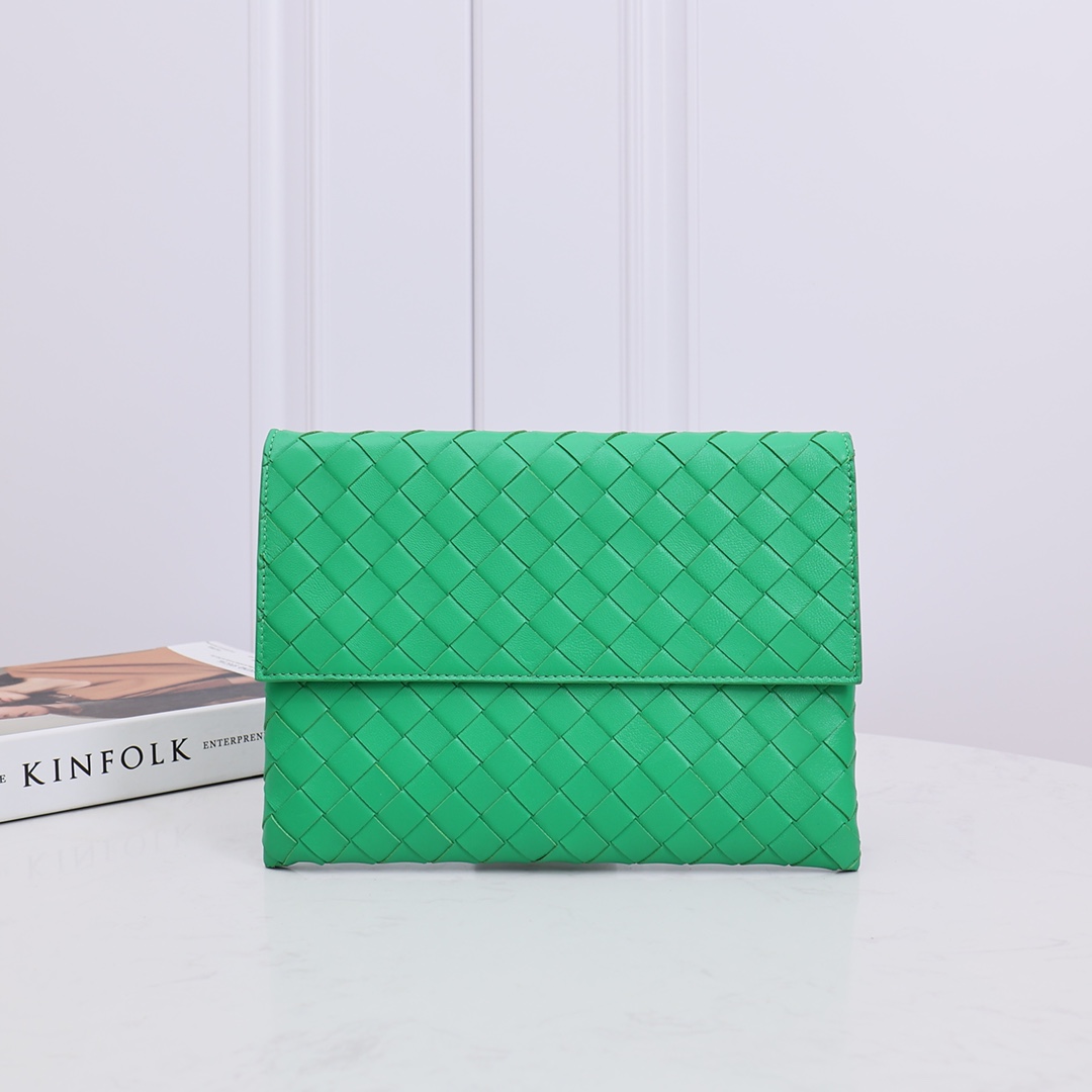 Bottega Veneta Flap Pouch - DopestKickz
