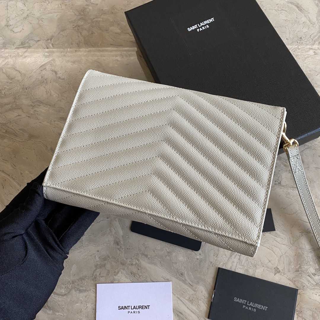 Saint Laurent Monogramme Quilted Textured-Leather Pouch(21-16-3CM) - DopestKickz