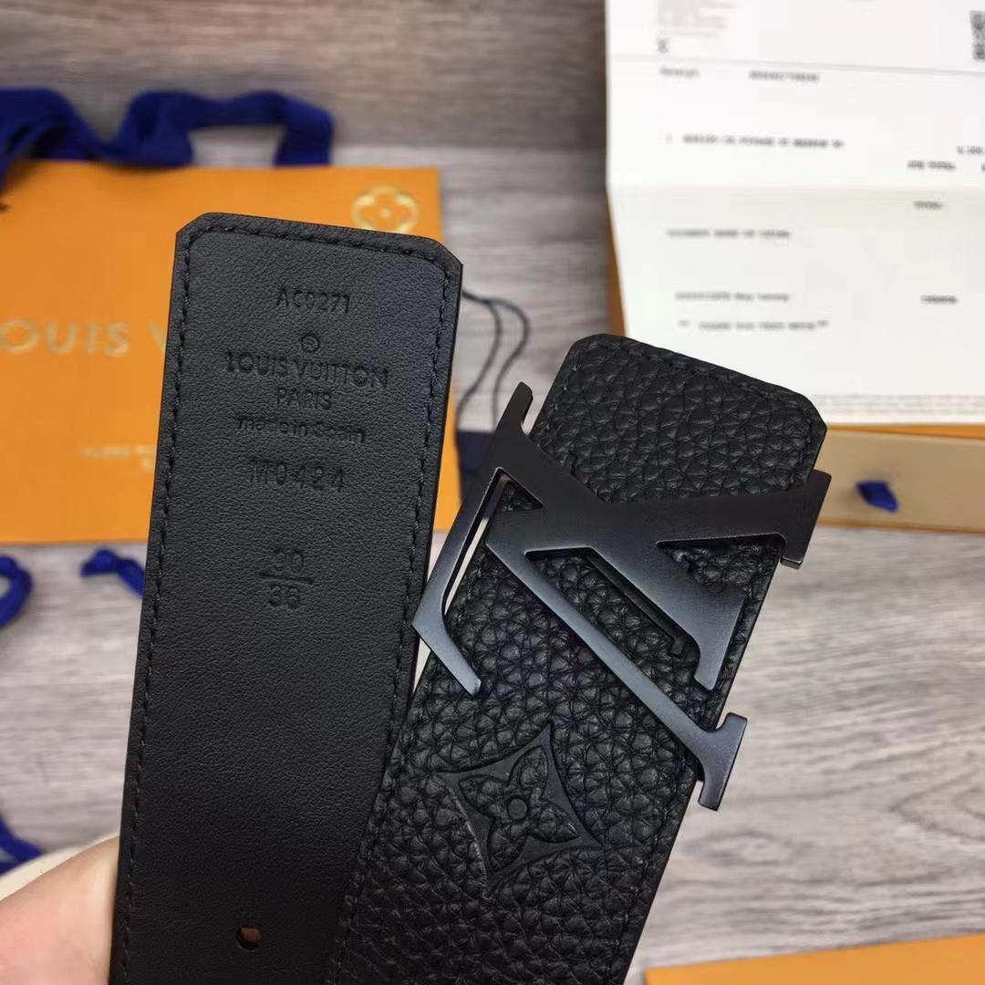 Louis Vuitton LV Initiales 40MM Reversible Belt   M0424Q - DopestKickz