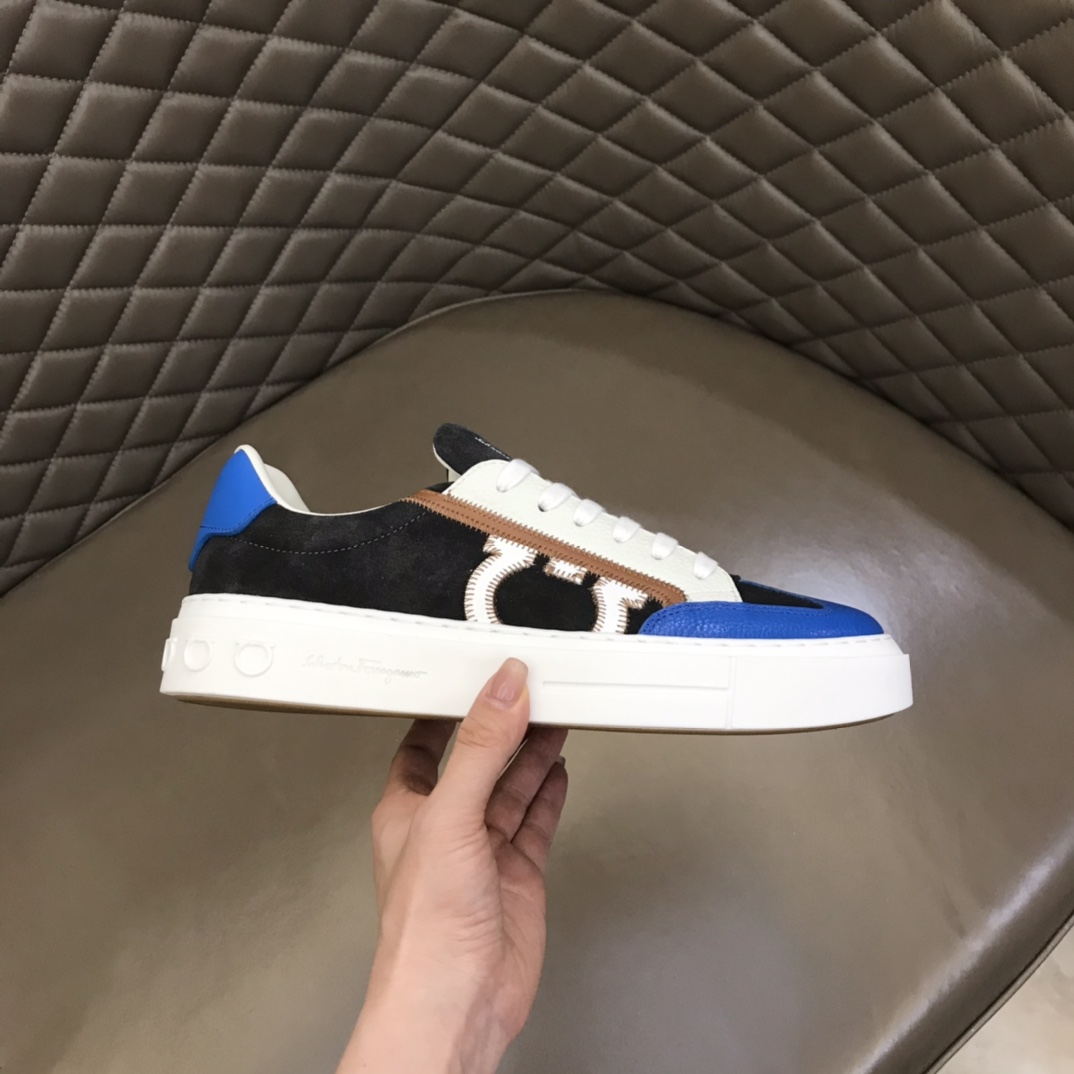 Ferragamo Gancini Sneaker - DopestKickz