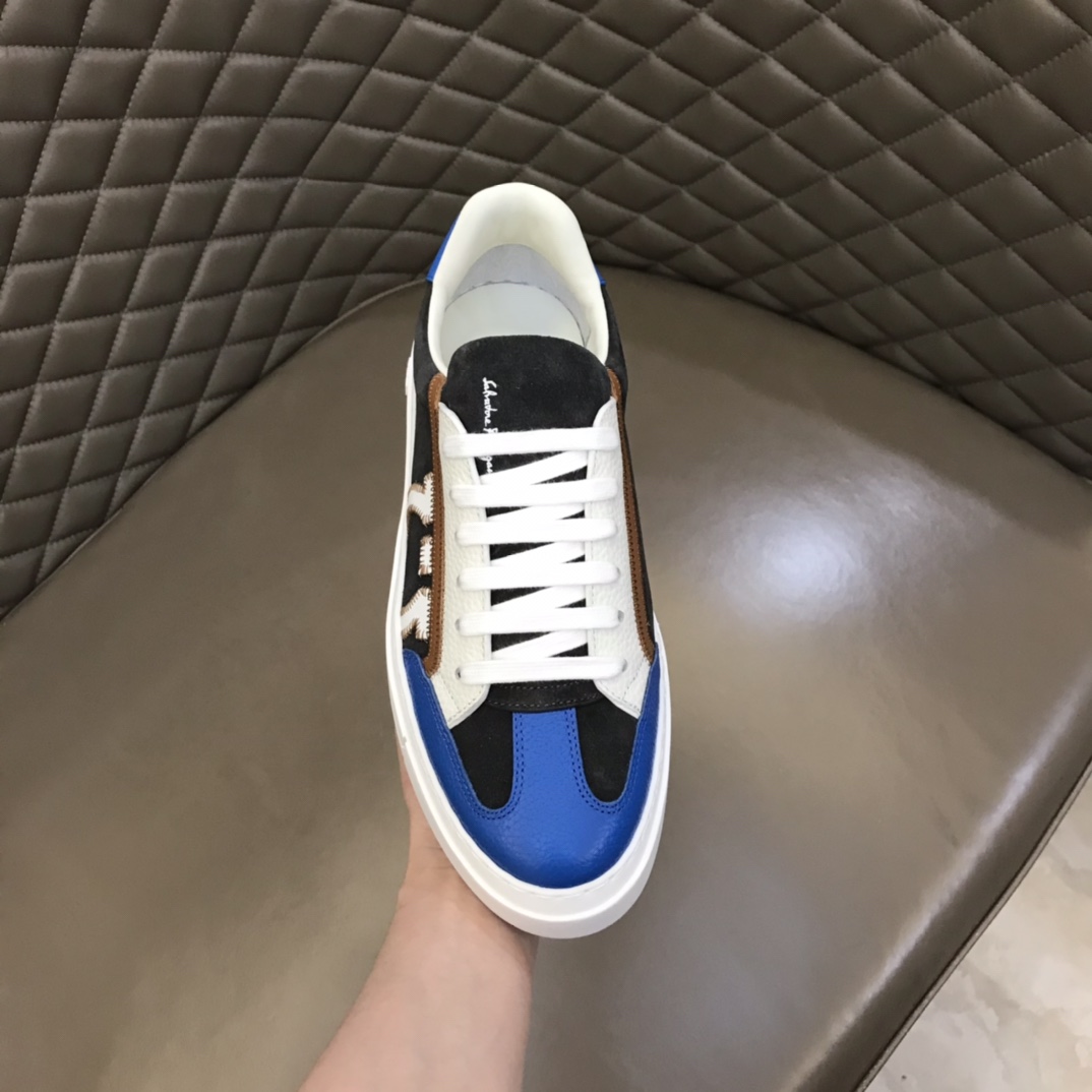 Ferragamo Gancini Sneaker - DopestKickz