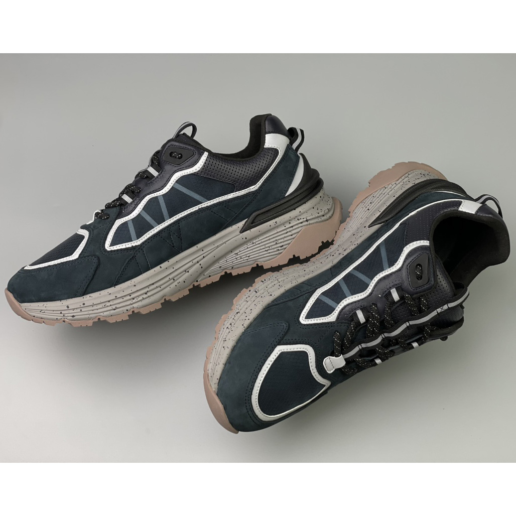 Moncler Lite Runner Low Top Sneaker - DopestKickz