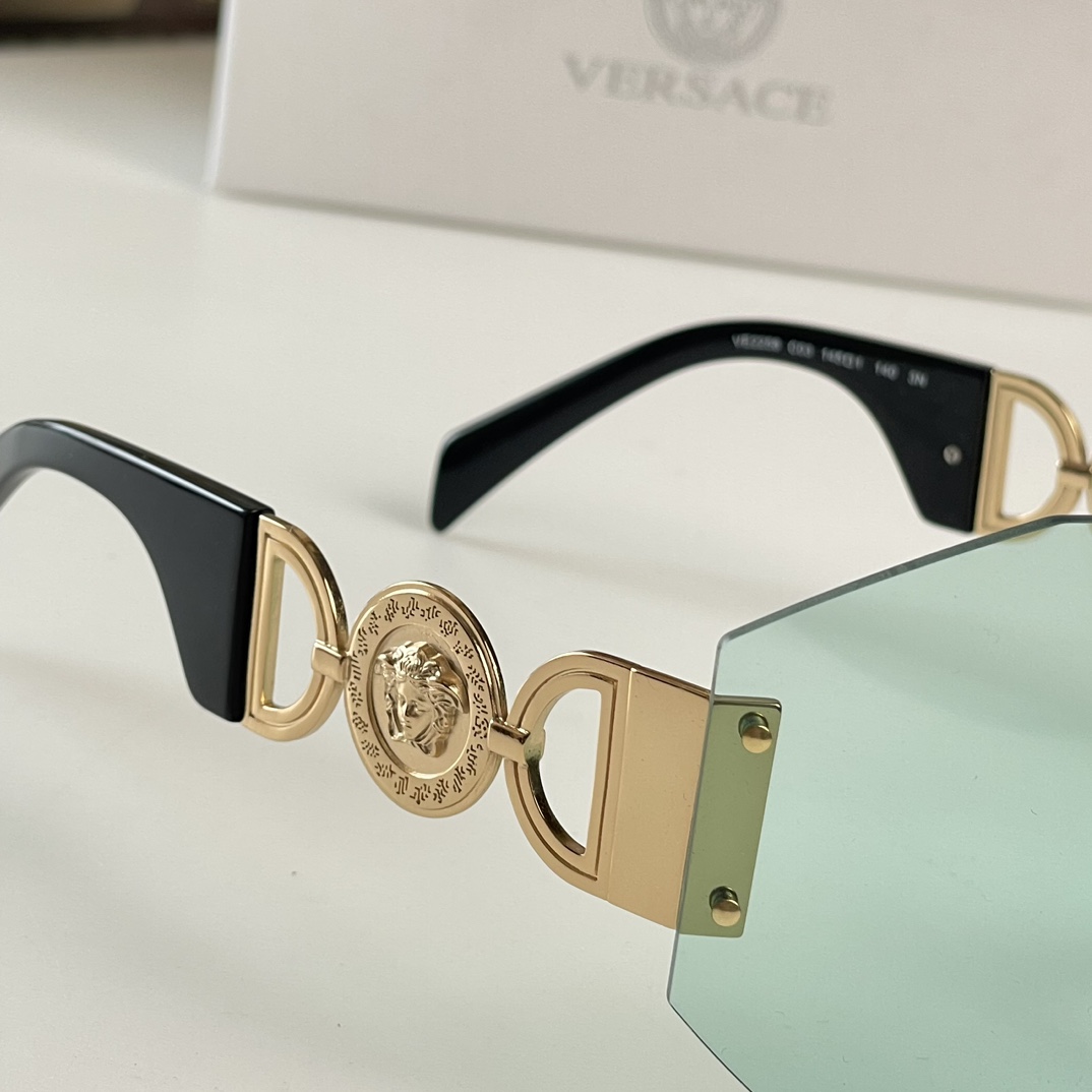 Versace Medusa Biggie Mask Sunglasses   VE2258 - DopestKickz