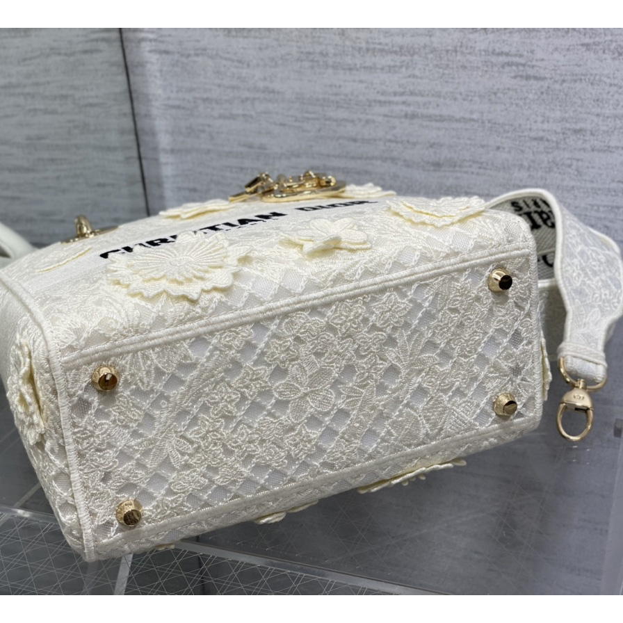 Dior Medium Lady D-lite Bag - DopestKickz