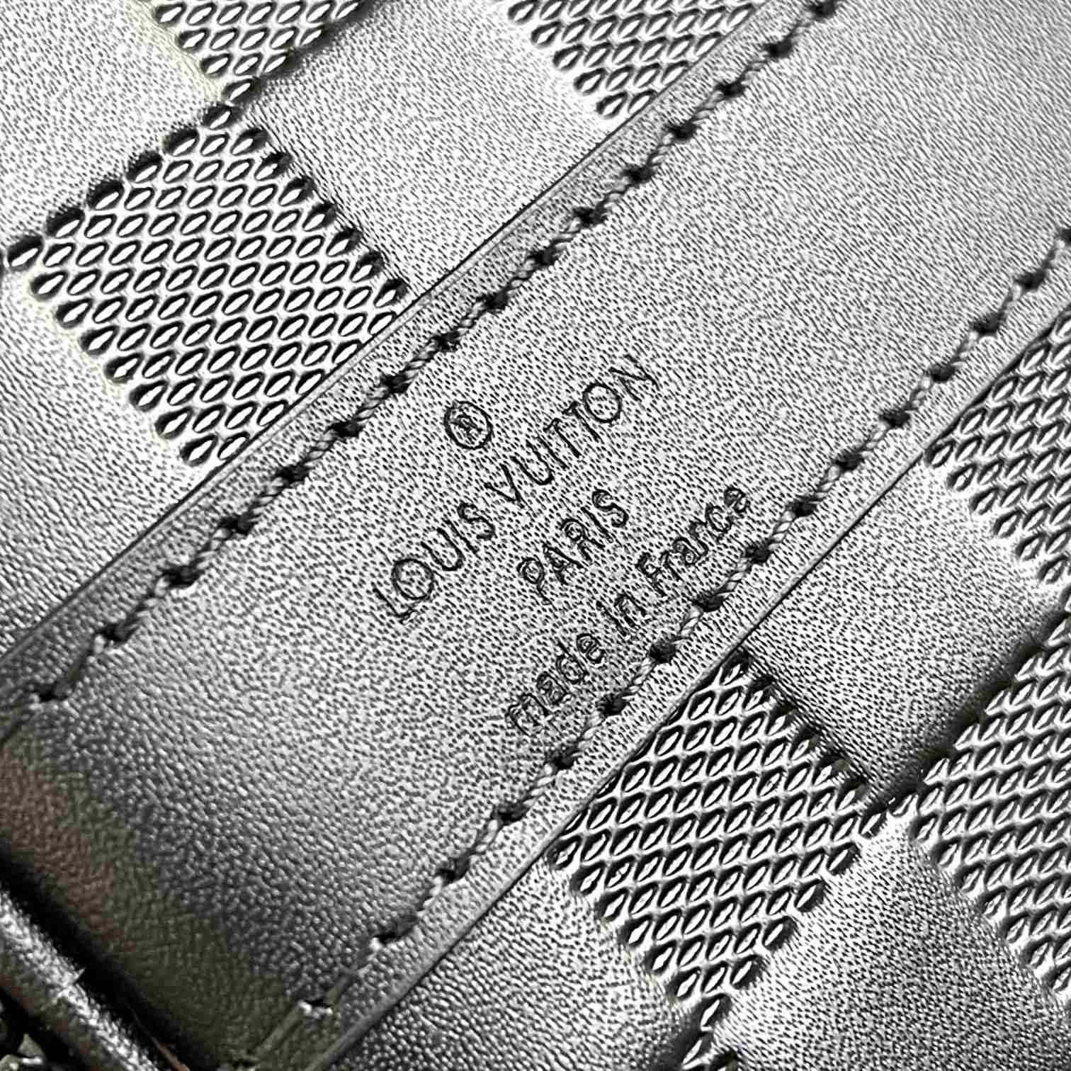 Louis Vuitton Keepall Bandoulière 50 Black    N41145 - DopestKickz