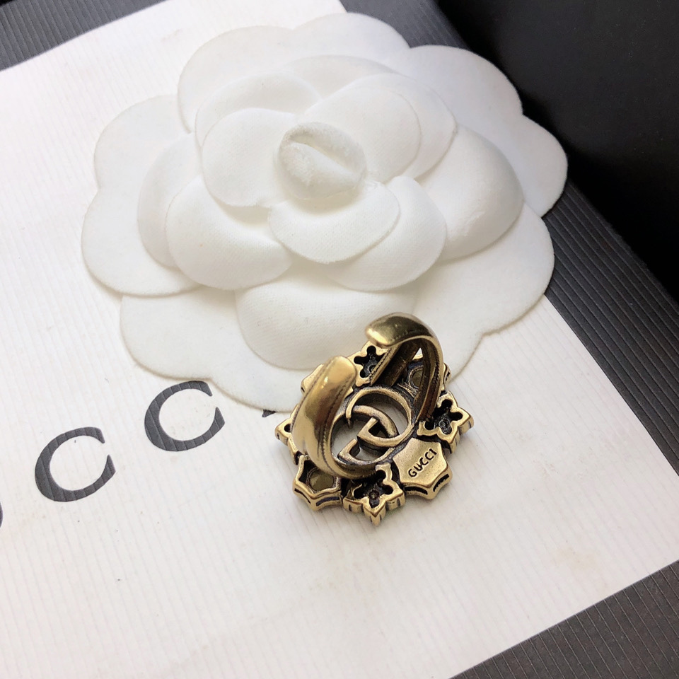 Gucci Double G Crystal Flower Ring - DopestKickz