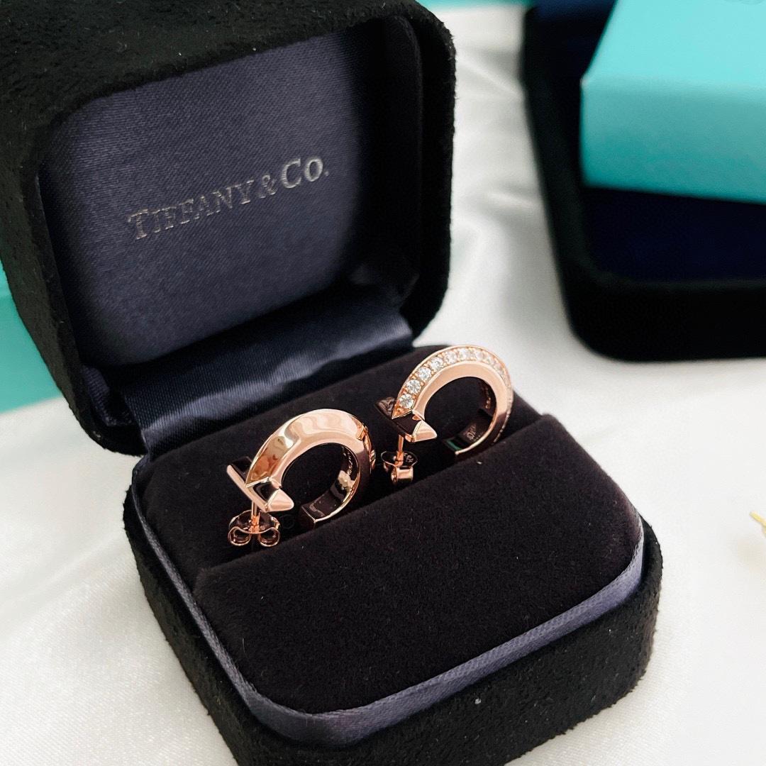 Tiffany&CO T1 Hoop Earrings - DopestKickz