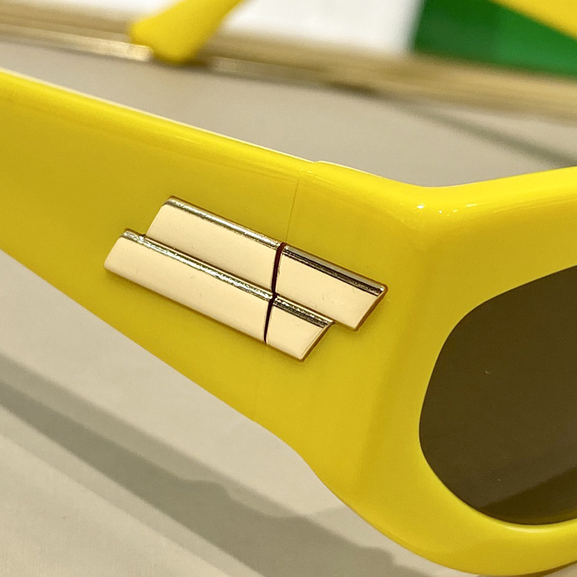Bottega Sunglasses   BV1089 - DopestKickz