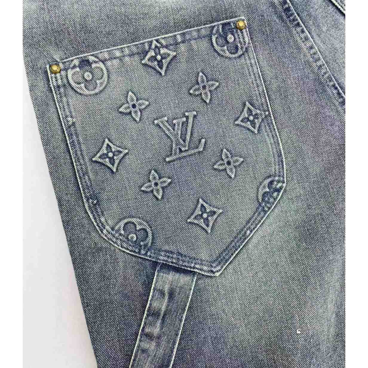 Louis Vuitton Denim Carpenter Shorts    1ABJ7D - DopestKickz