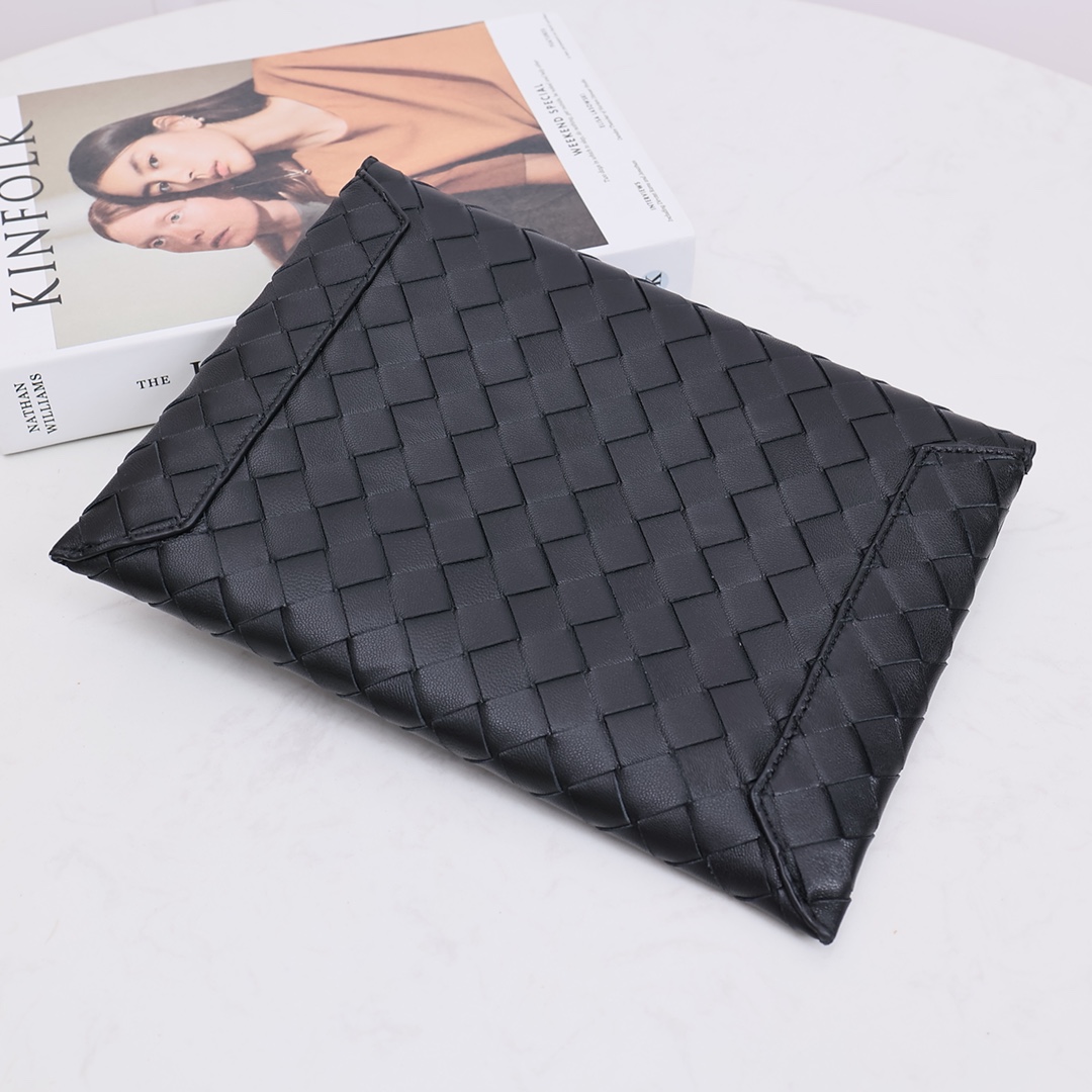 Bottega Veneta Flap Pouch - DopestKickz