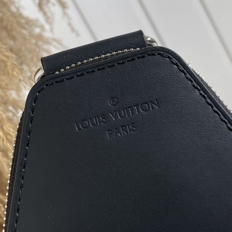 Louis Vuitton Avenue Slingbag  ( 20 x 31 x 7cm)   N45302 - DopestKickz