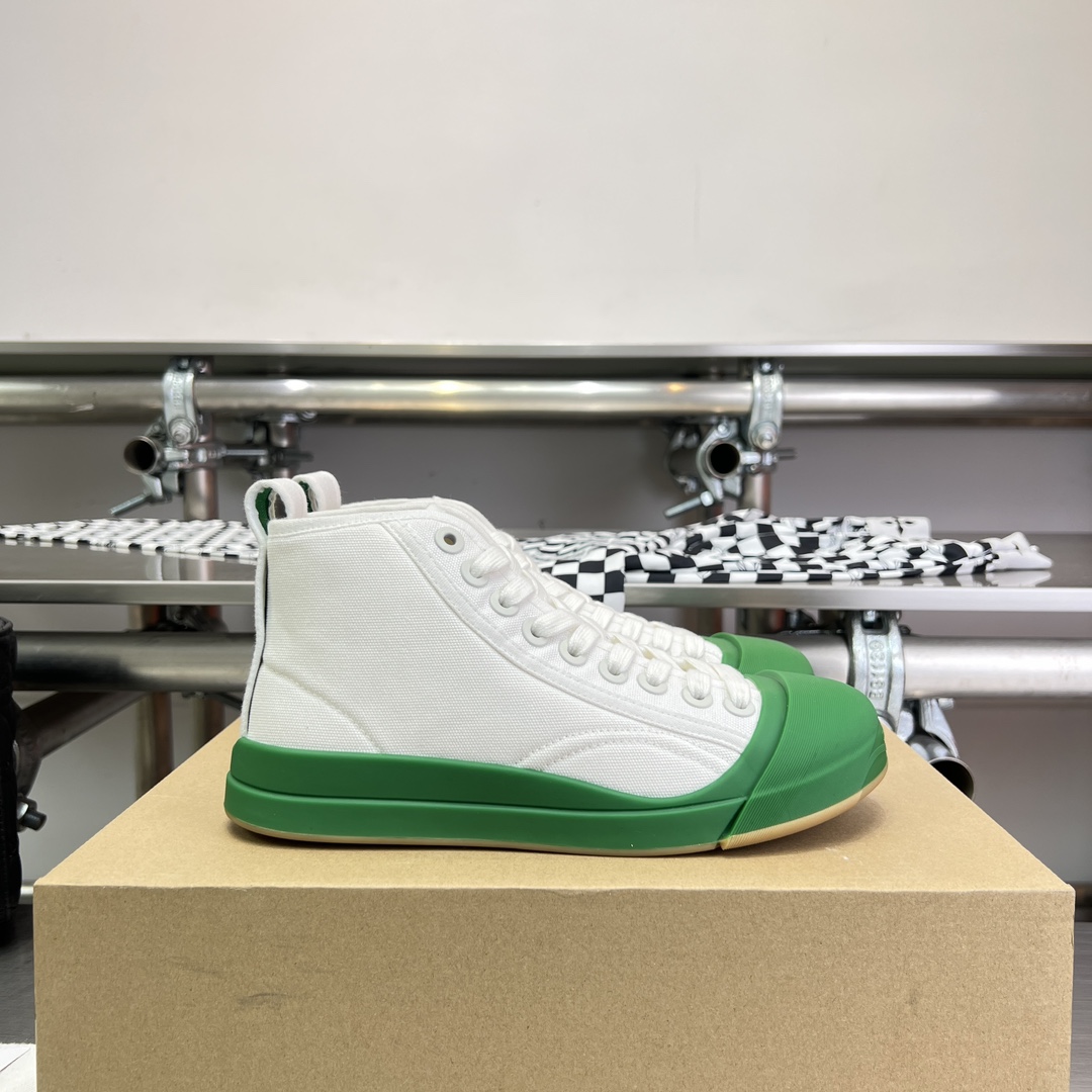 Bottega Veneta Vulcan Sneaker - DopestKickz