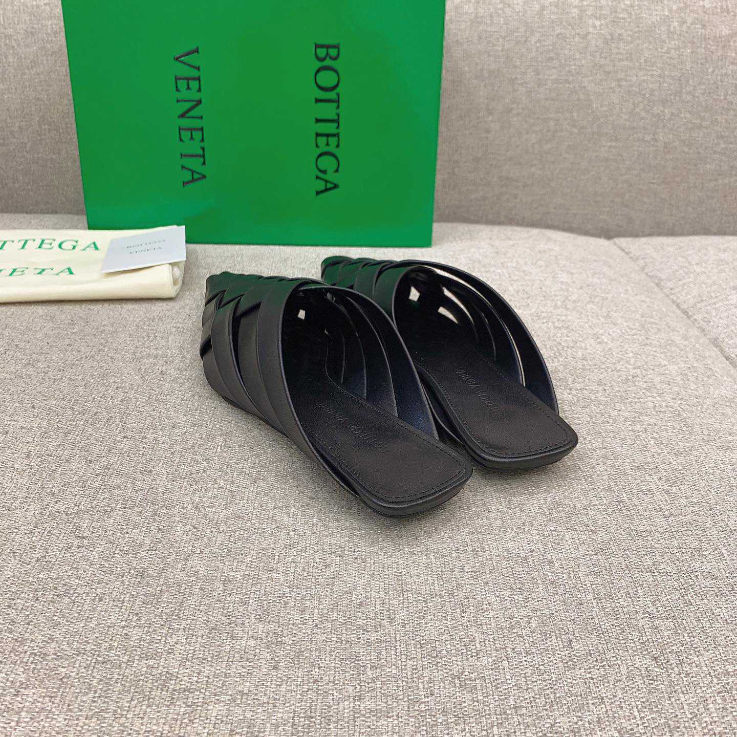 Bottega Veneta Alfie Slipper - DopestKickz