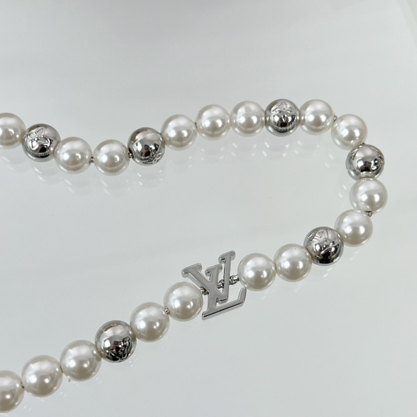 Louis Vuitton Monogram Pearls Necklace    M01157 - DopestKickz