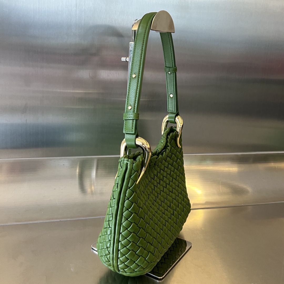 Bottega Veneta Small Clicker Shoulder Bag - DopestKickz