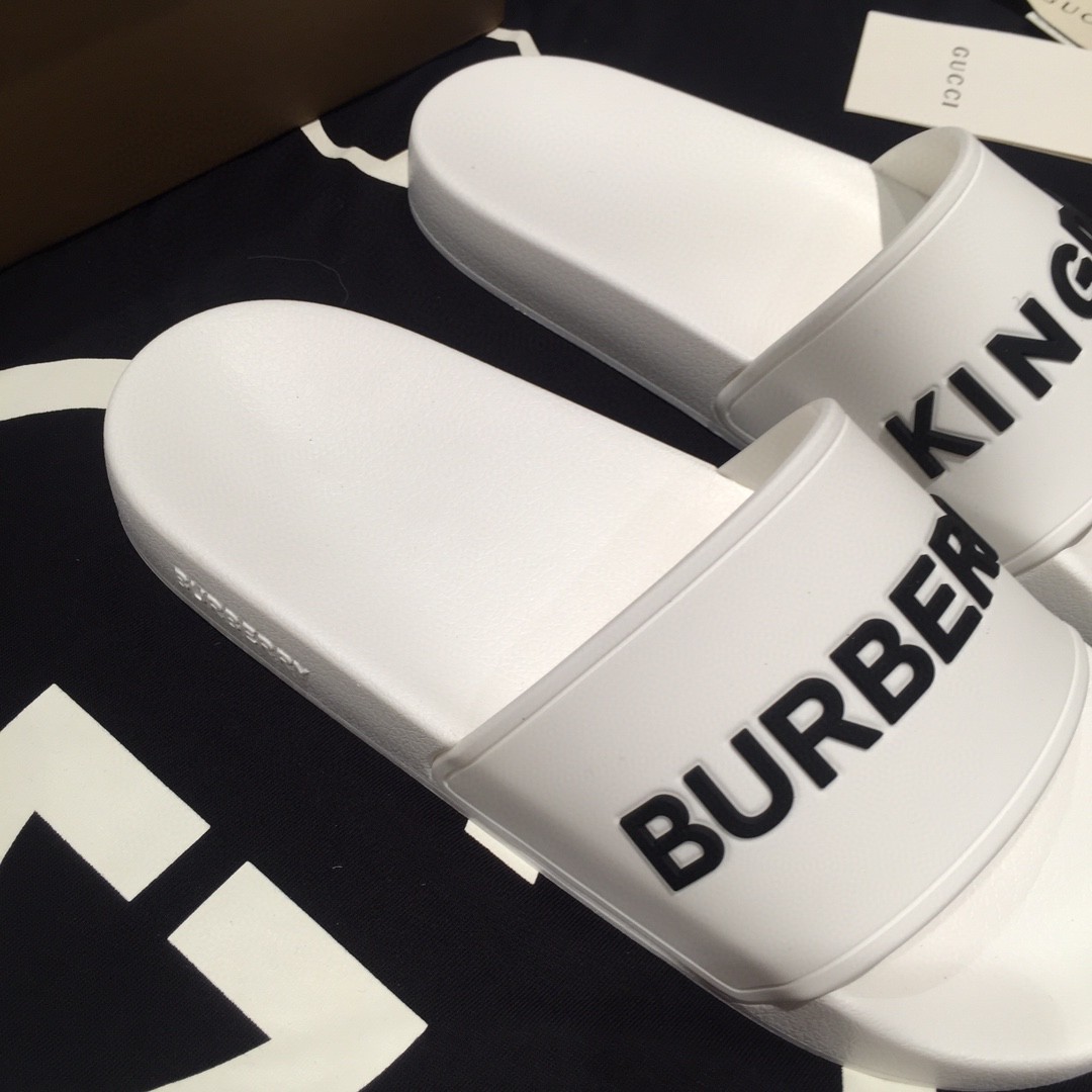 Burberry Women's Kingdom Slide Sandals - DopestKickz