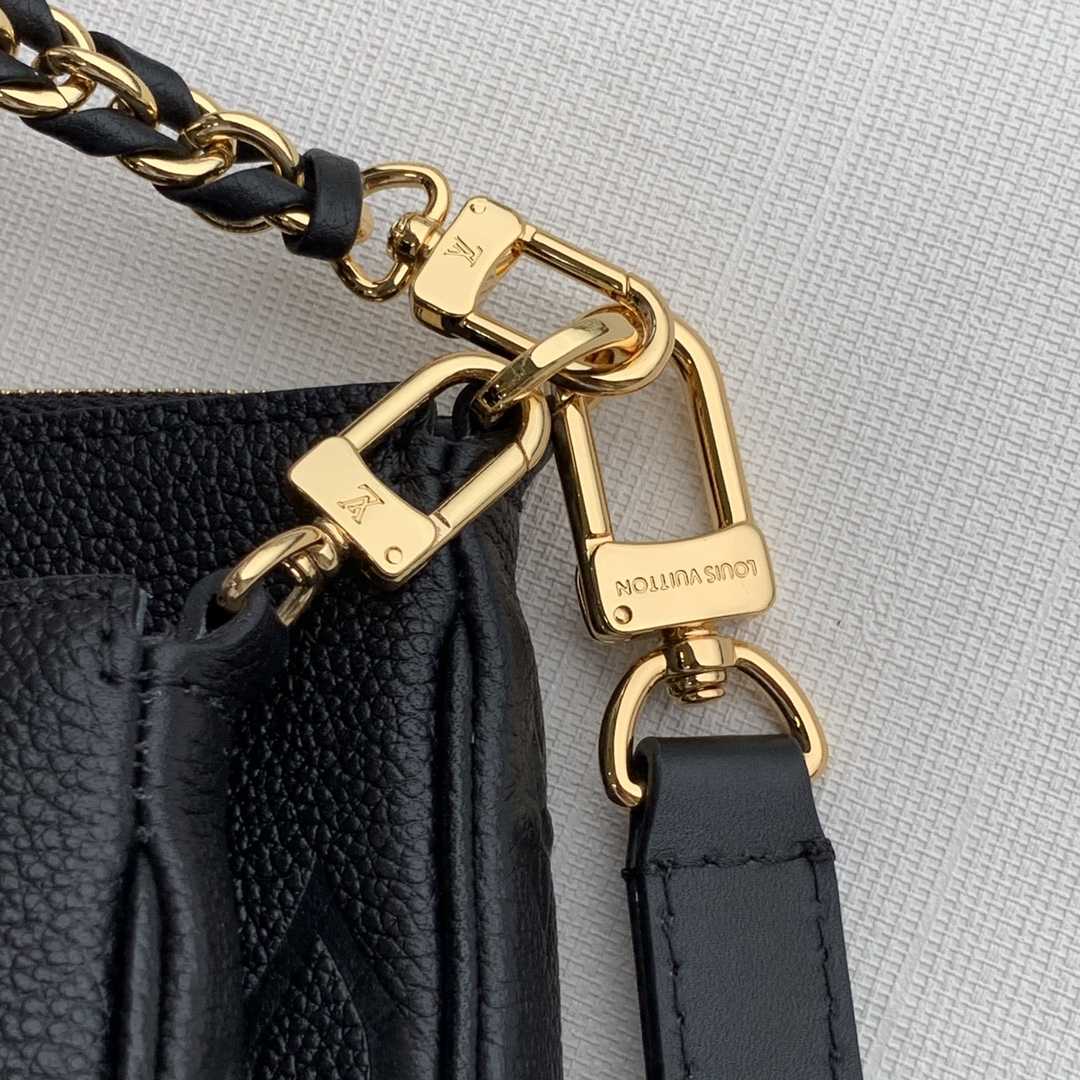 Louis Vuitton Multi Pochette Accessoires   (24 x 13.5 x 4cm) M57631 - DopestKickz