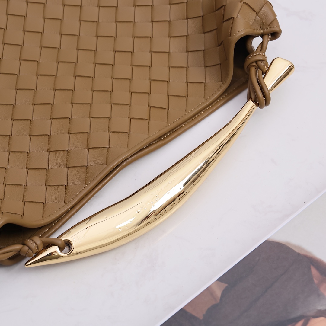 Bottega Veneta Sardine - DopestKickz