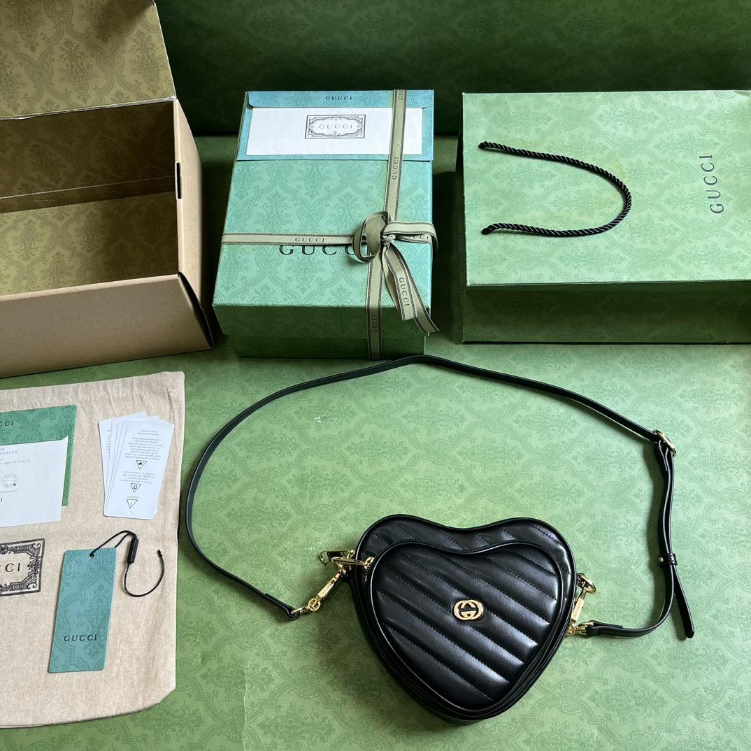 Gucci Interlocking G Mini Heart Shoulder Bag - DopestKickz