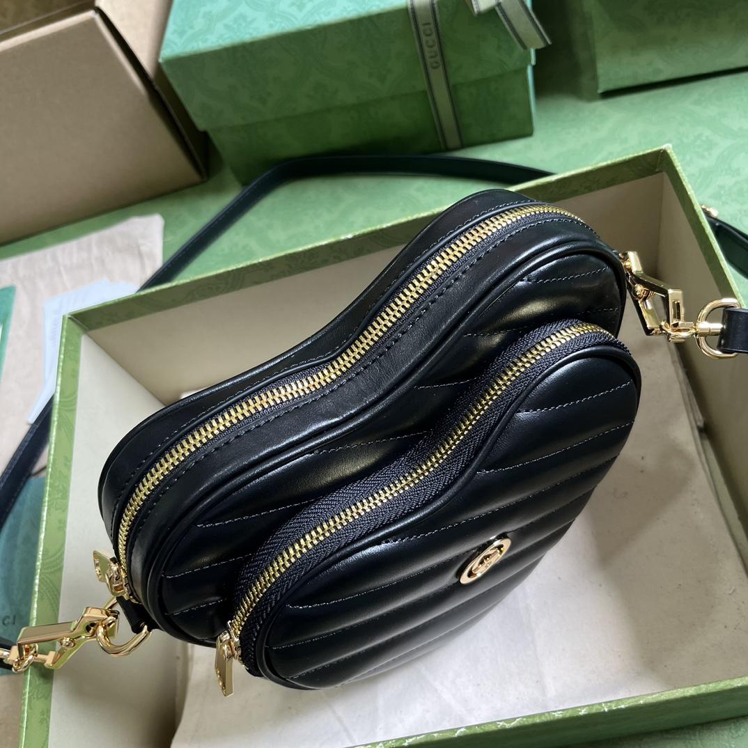 Gucci Interlocking G Mini Heart Shoulder Bag - DopestKickz