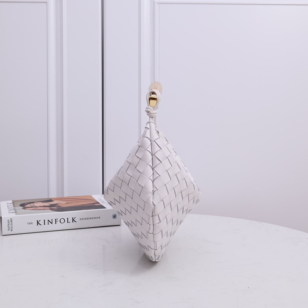Bottega Veneta Sardine - DopestKickz