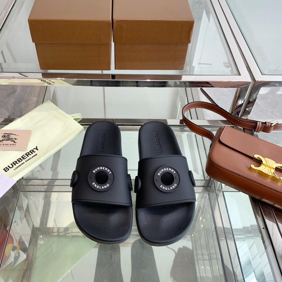 Burberry Eyelet Rubber Slide - DopestKickz