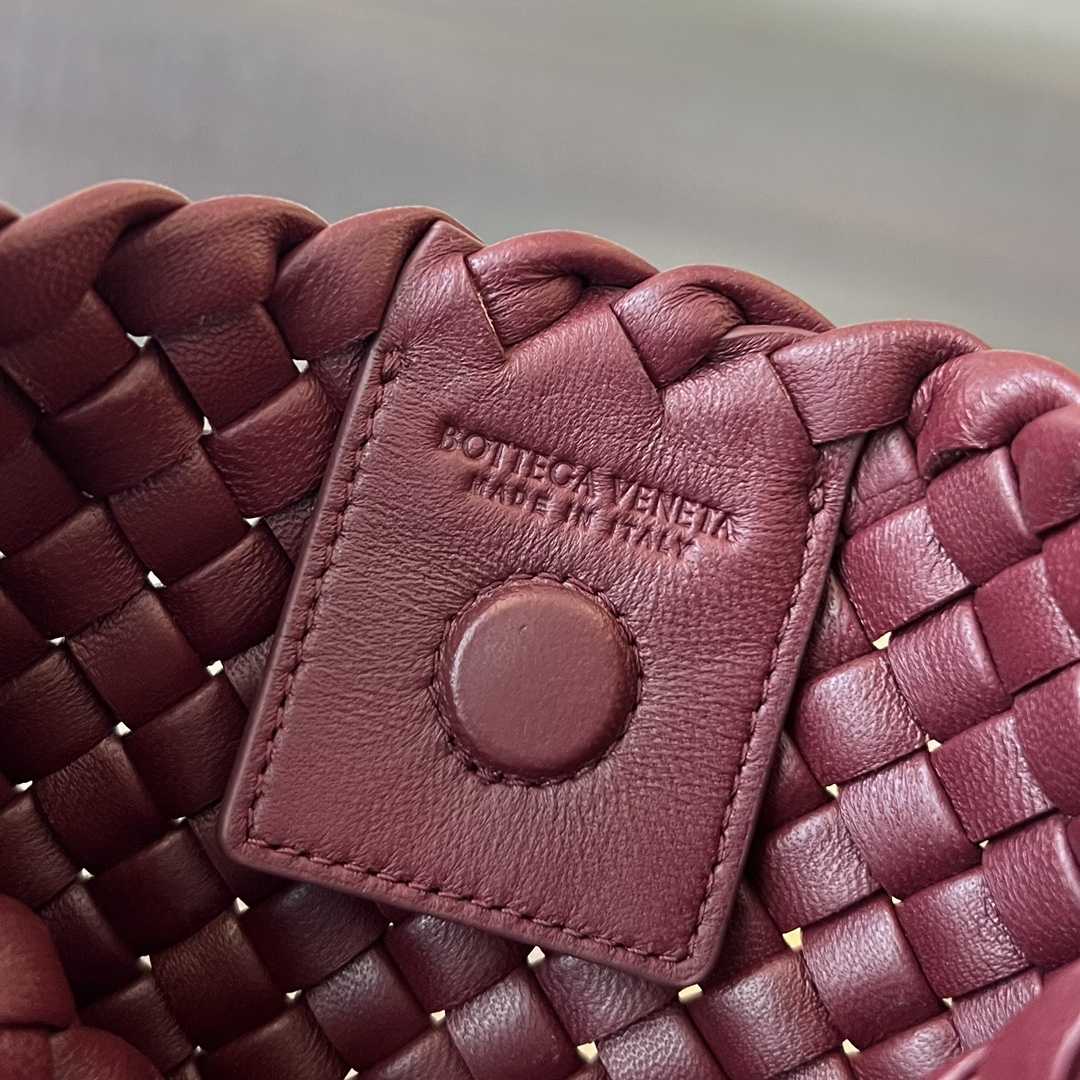 Bottega Veneta Small Clicker Shoulder Bag - DopestKickz