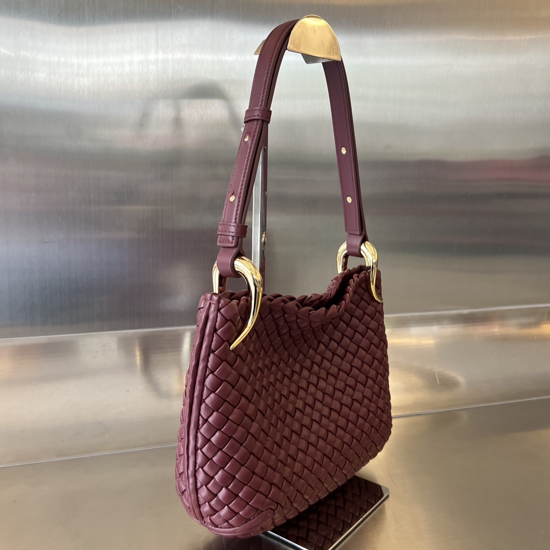 Bottega Veneta Small Clicker Shoulder Bag - DopestKickz
