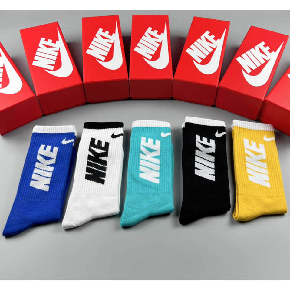 Nike Socks /Box - DopestKickz