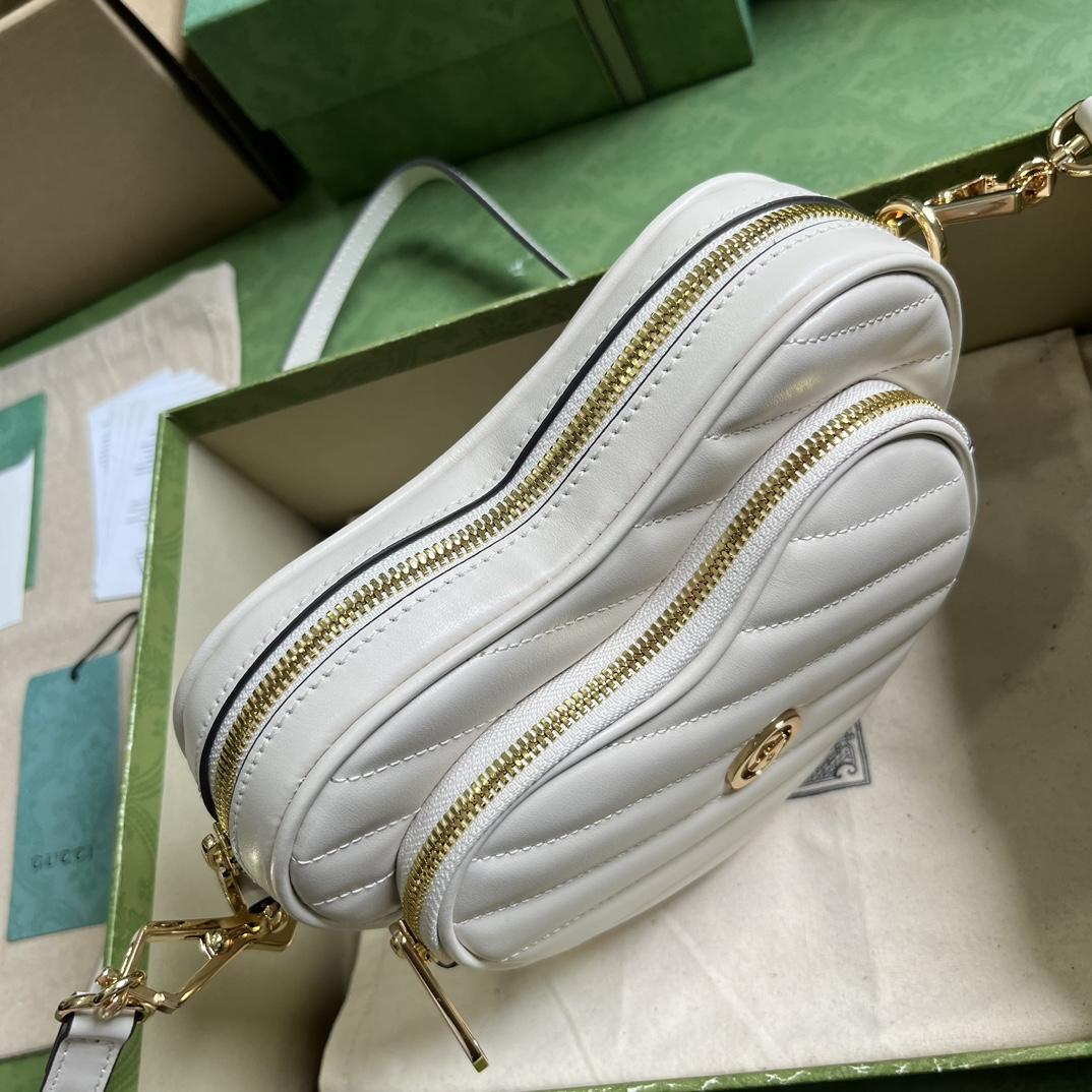 Gucci Interlocking G Mini Heart Shoulder Bag - DopestKickz