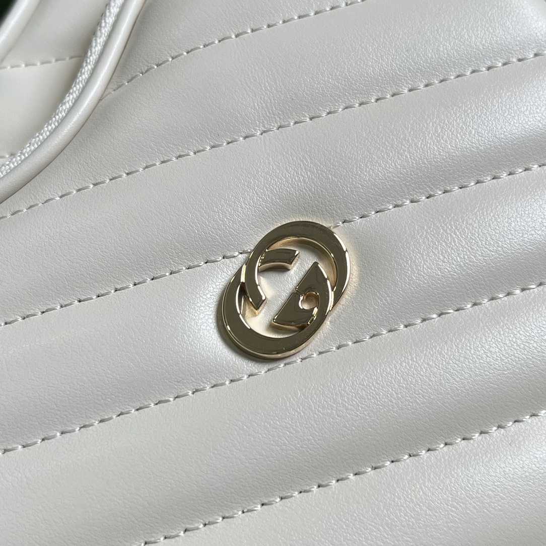 Gucci Interlocking G Mini Heart Shoulder Bag - DopestKickz