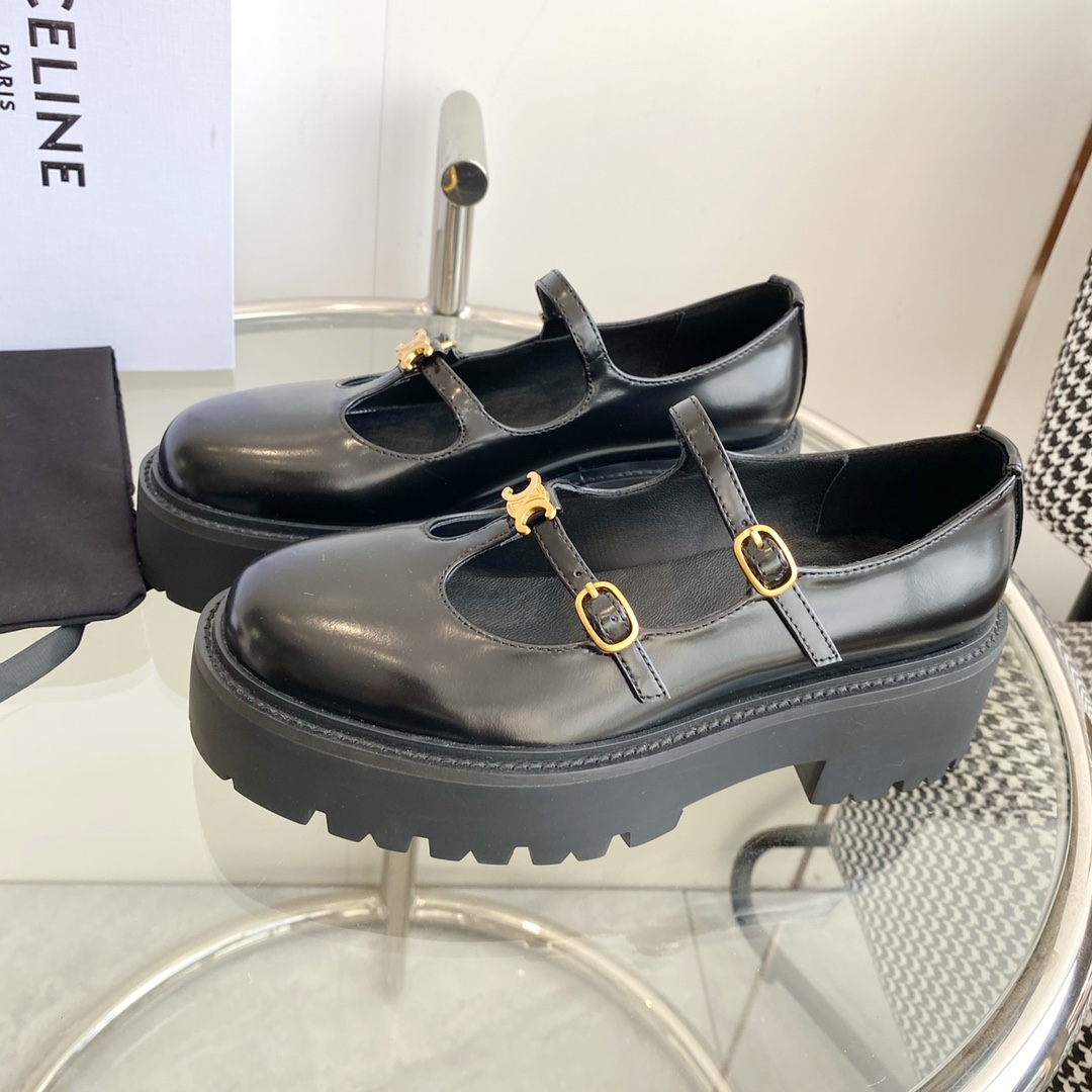Celine Bulky Babies Triomphe In Polished Bull Black - DopestKickz