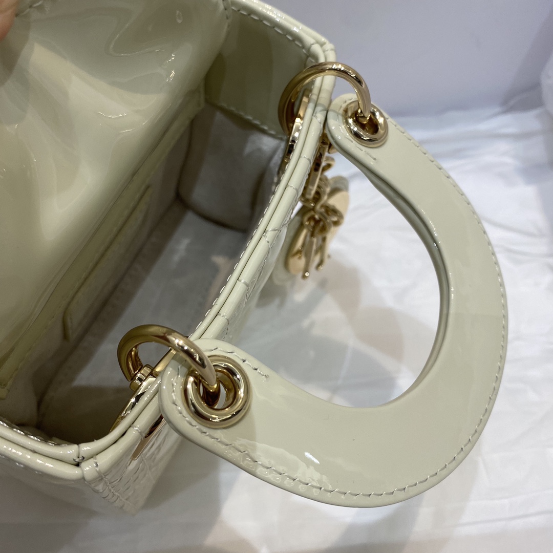 Dior Mini Lady Dior Bag(12*10*5cm) - DopestKickz