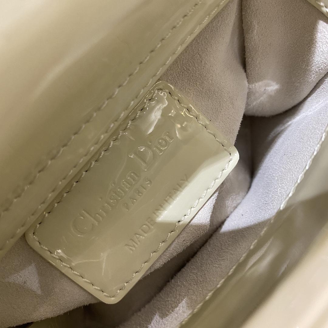 Dior Mini Lady Dior Bag(12*10*5cm) - DopestKickz