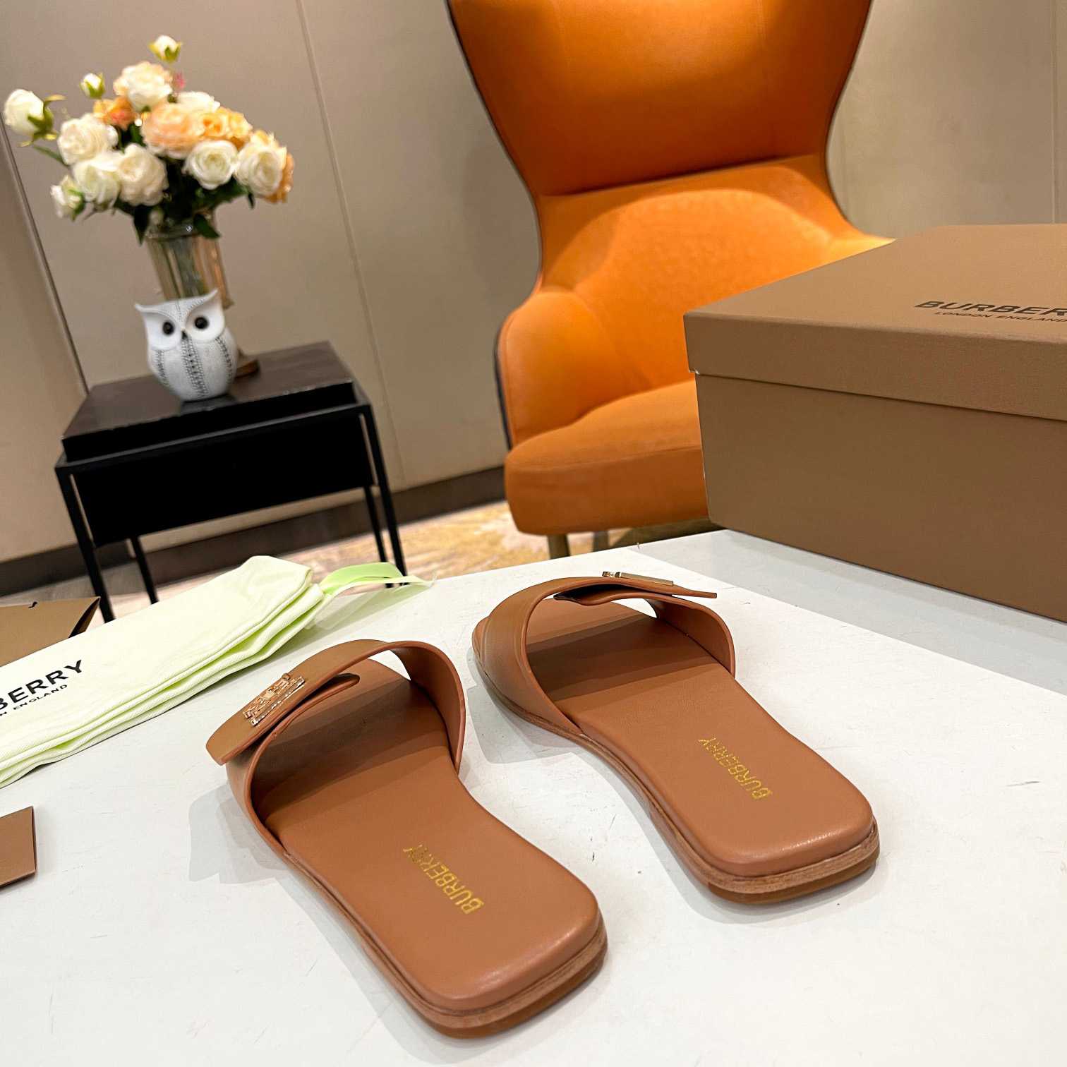 Burberry Women's Mule Sandals - DopestKickz