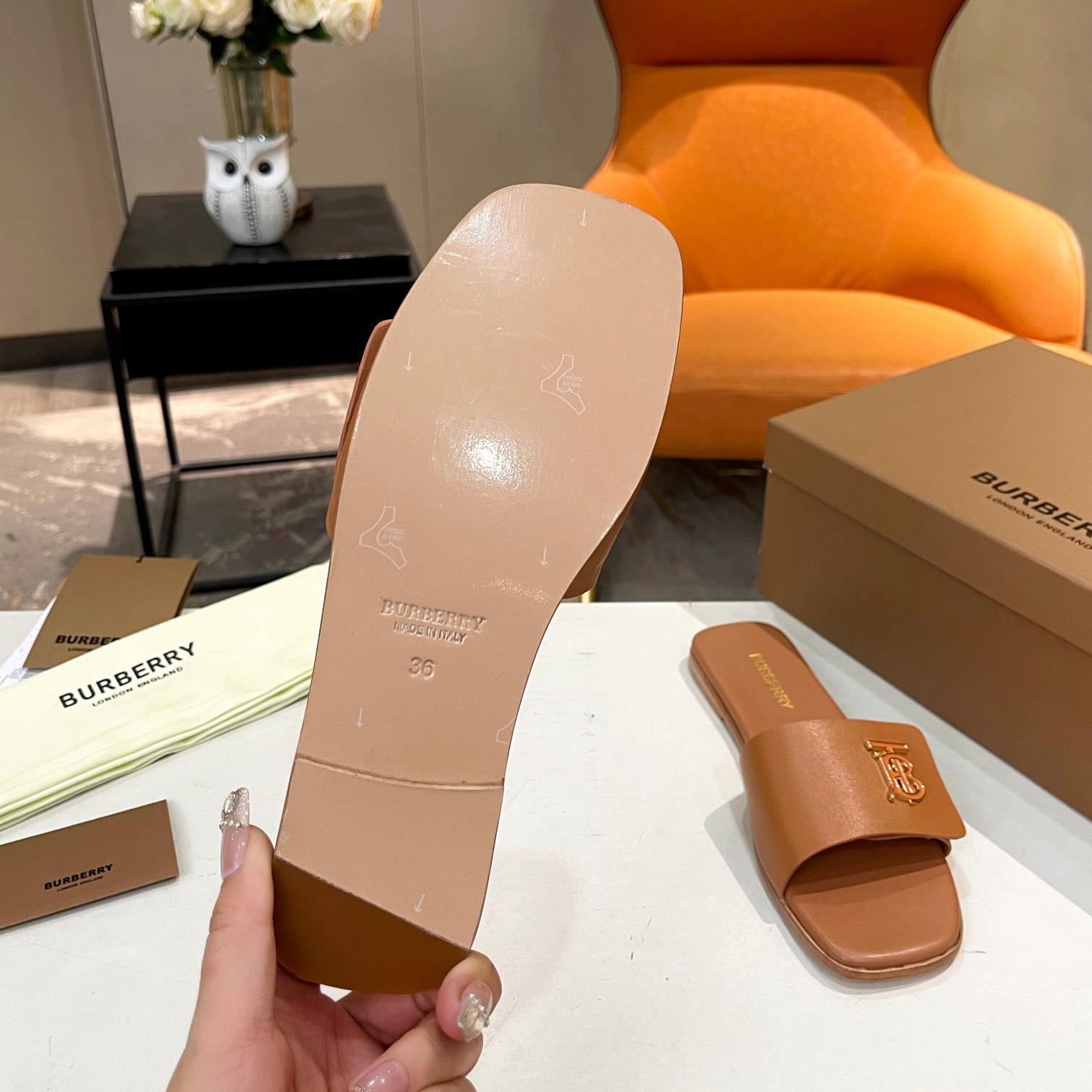 Burberry Women's Mule Sandals - DopestKickz